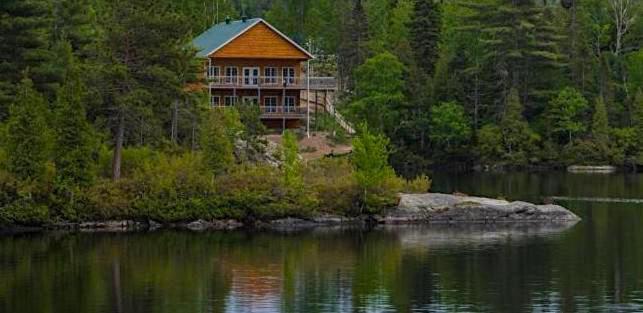 Auberge La Tanière Tadoussac Exterior foto