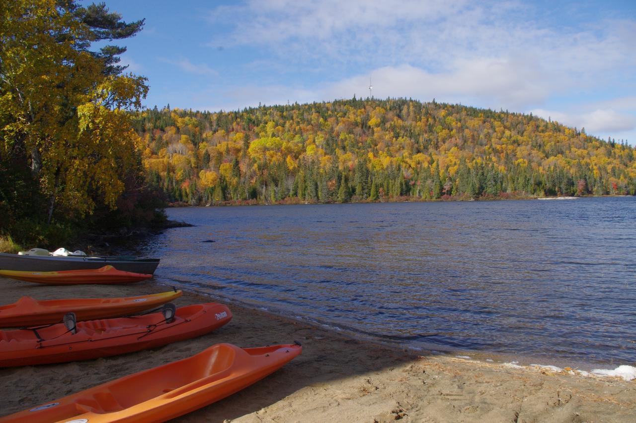 Auberge La Tanière Tadoussac Exterior foto