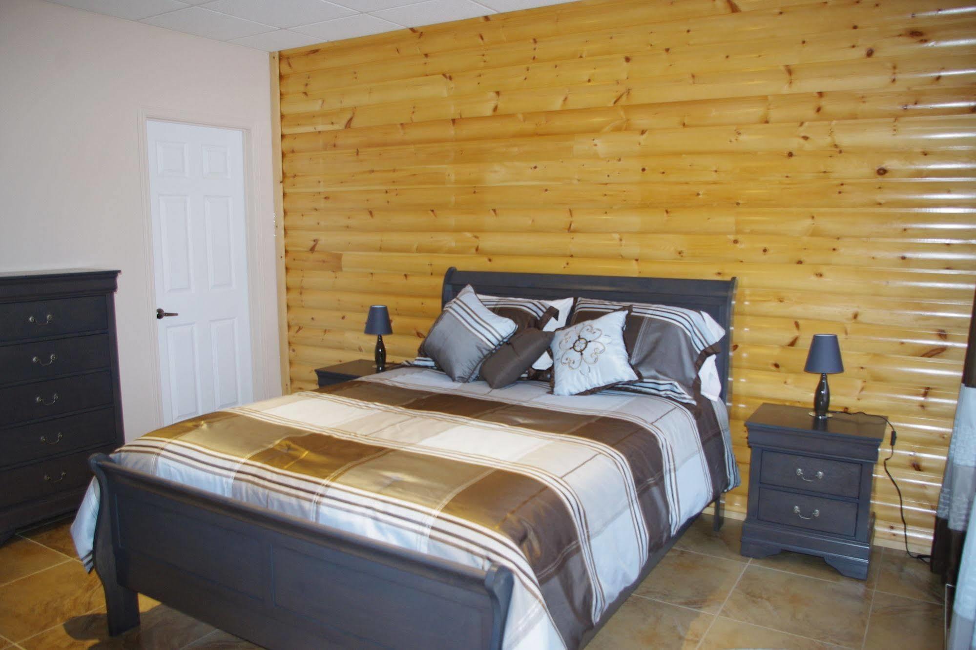Auberge La Tanière Tadoussac Exterior foto